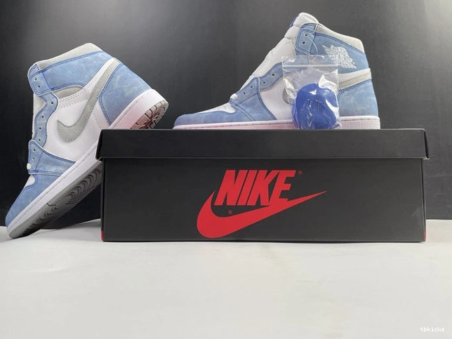 Cheap TB 3603 Hyper Retro 555088- Smoke Royal Jordan1 Sustainable Grey 1016